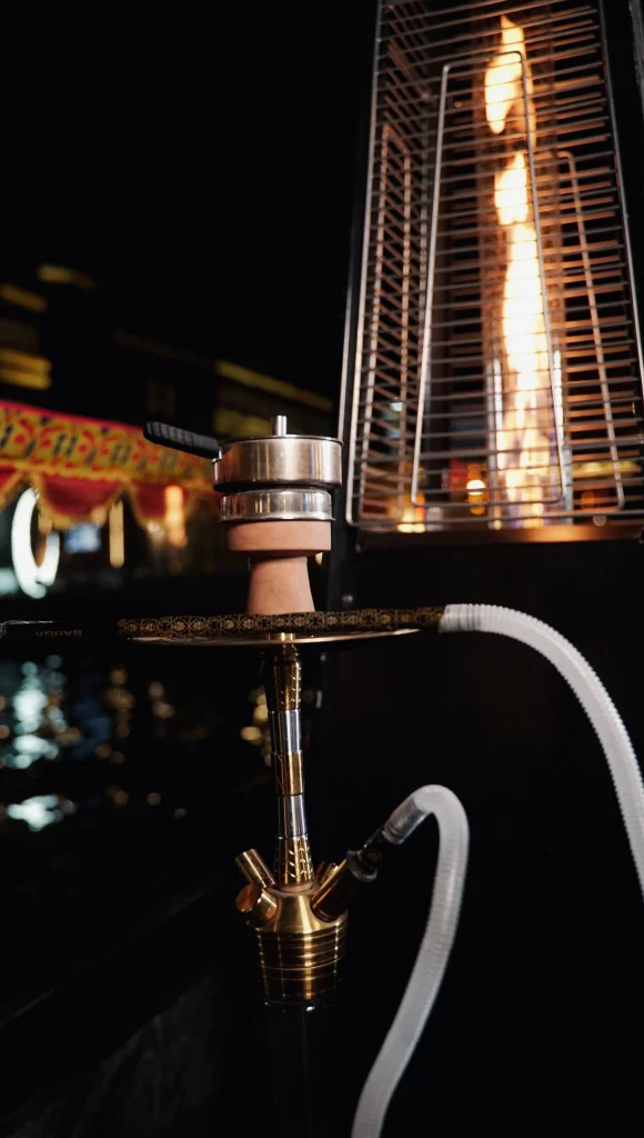 Café Suitable for Work and Study