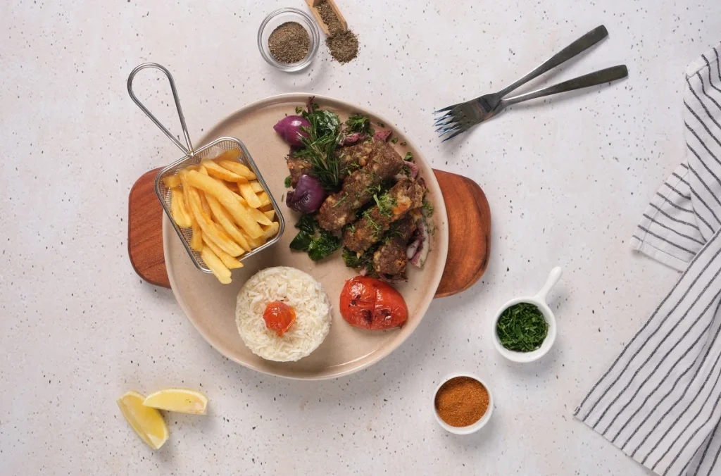 Aristocratic Dining Aristocratic Dining