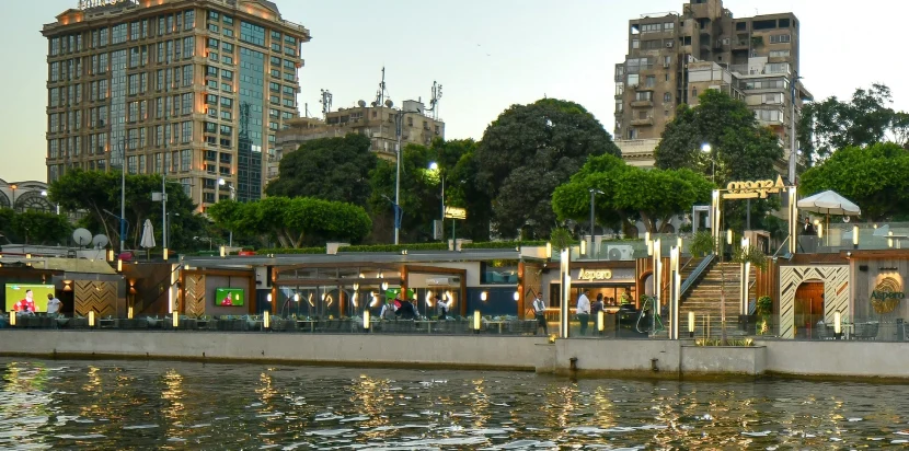 The Rise of Location-Based Lifestyle Experiences in Egypt -And Where Aspero Stands 1 The Rise of Location-Based Lifestyle Experiences