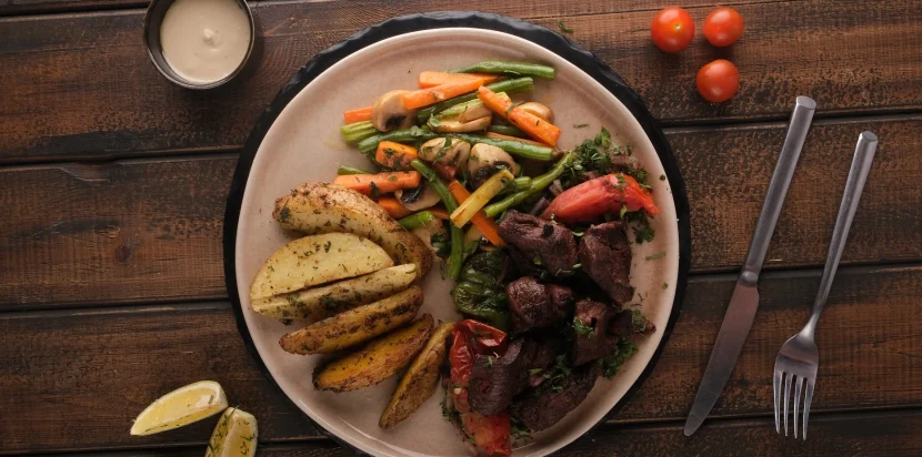 Vegetarian & Healthy Options: A Lighter Dining Experience by the Nile 1 Vegetarian & Healthy Options