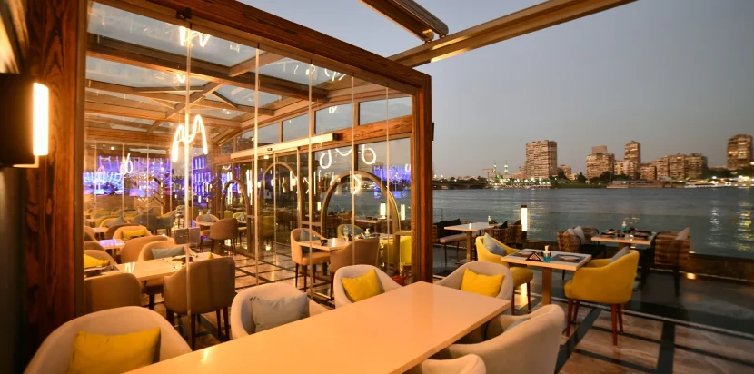 How Much Does a Nile-View Meal in Giza Cost